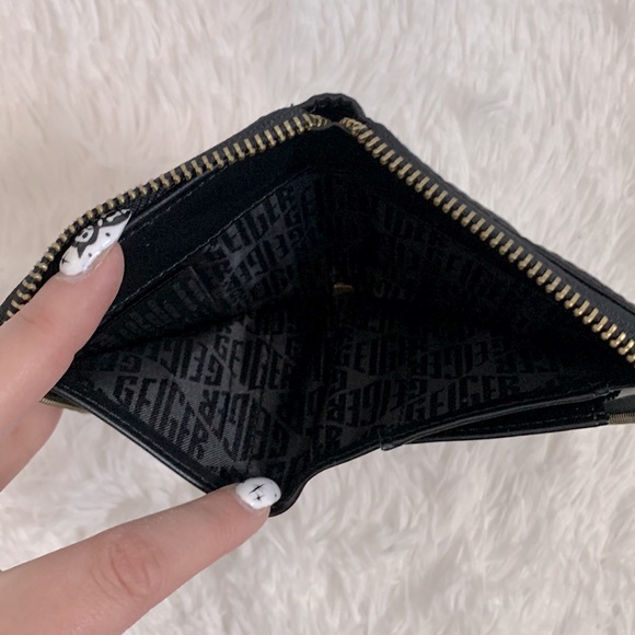 Kurt Geiger London Black Quilted Nylon Small Zip Around Wallet - Picture 8 of 9